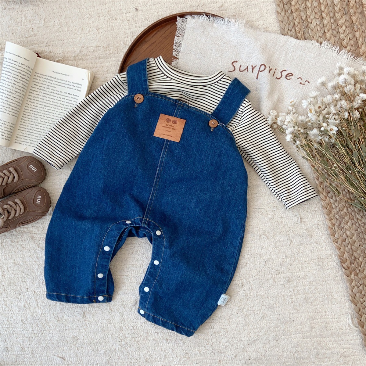 2025 para hombres y bebés, moda para niños, primavera, un tipo de bebé, jeans etiquetados, monos, traje de dos piezas