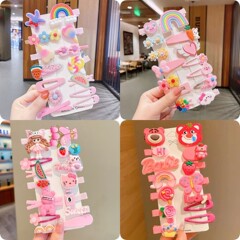 アニメ14点セットのネットレッドの女の子のヘアピンが可愛いです。