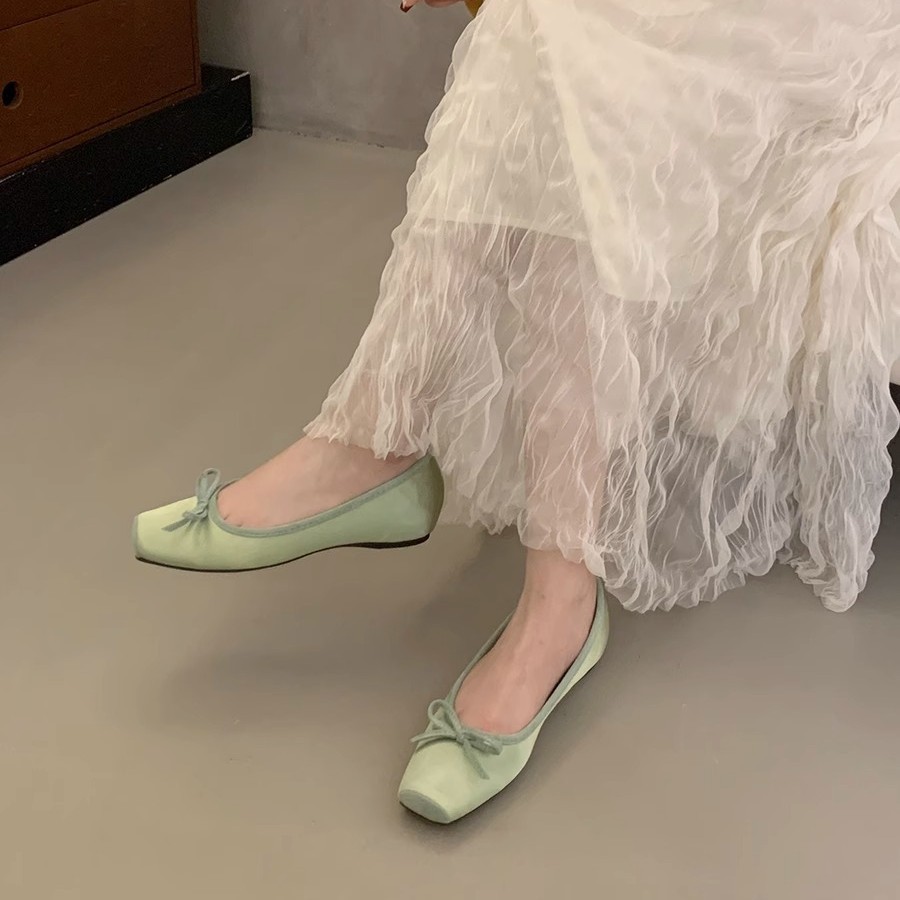 Aumentar la altura interior de los zapatos de albaricoque para mujeres primavera nuevo tipo de zapatos de marioneta suaves retro casuales zapatos de frijol de ballet con suela gruesa