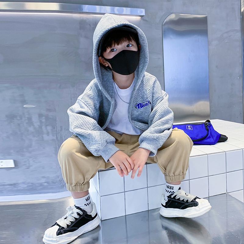 (2개) 소년의 봄과 가을 코트 2023 새로운 중다 어린이 카디건 스웨터 소년 가을과 겨울 기모 잘 생긴 옷