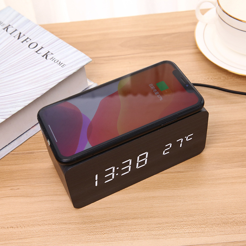 Cross-Border Smart Led Wooden Clock Digital Electronic Alarm Clock Rechargeable Clock Bedside Wireless Charging Digital Wooden Clock