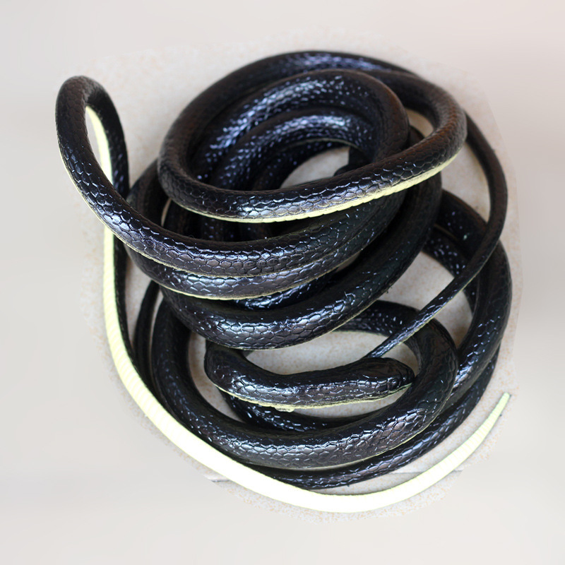 Serpiente de Simulación de 1.32 m de Caucho para Bromas de Halloween image 5