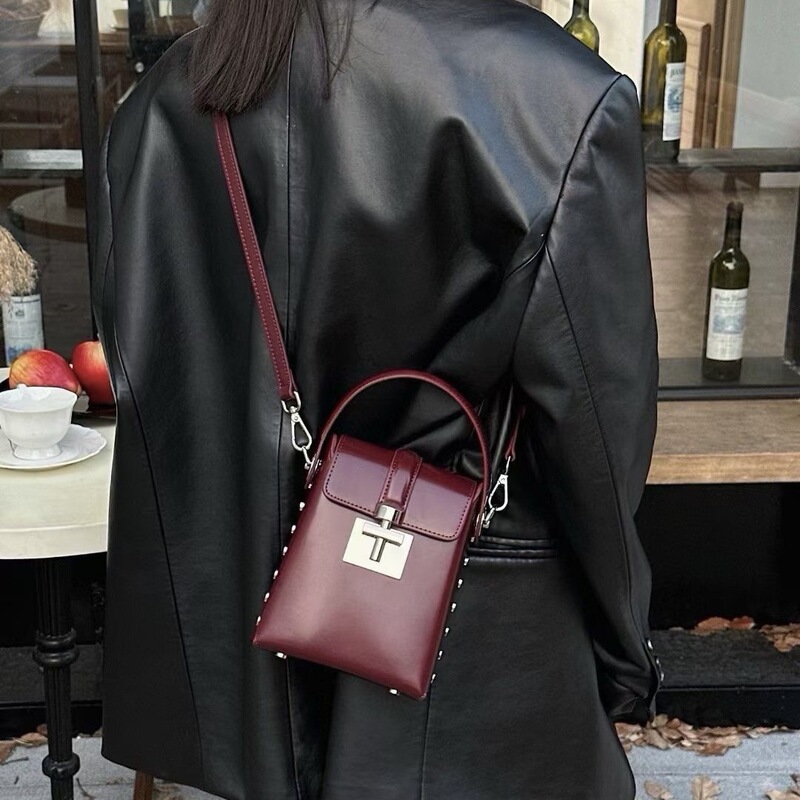 High-end Shoulder Crossbody Bag Niche Cowhide Box Bag Exquisite Lock Wedding Bag Fashionable All-match Genuine Leather Handbag