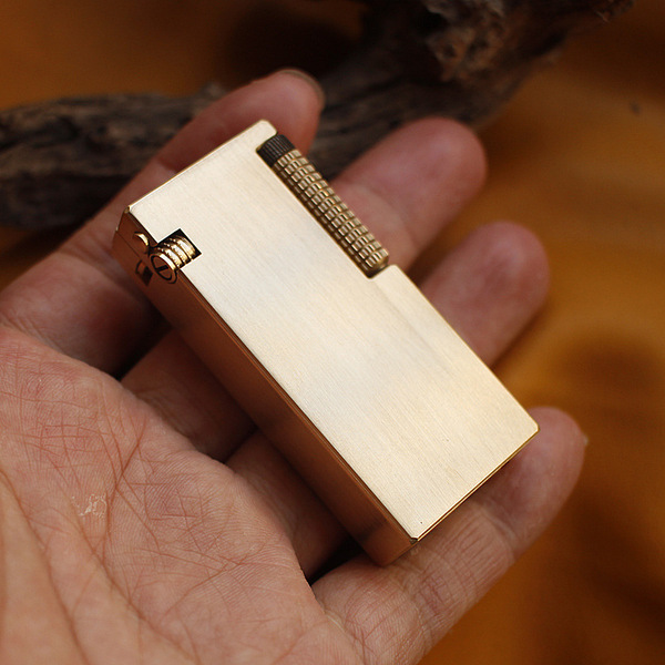 Men's brass hydraulic ultra thin windproof design lighter side-wheel…