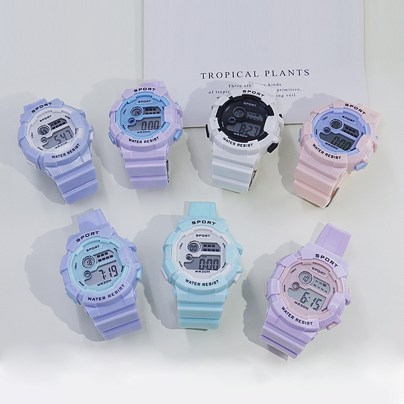 Nuevo reloj electrónico Macaron para estudiantes masculinos y femeninos, reloj despertador deportivo para estudiantes de secundaria, reloj de moda luminoso para parejas