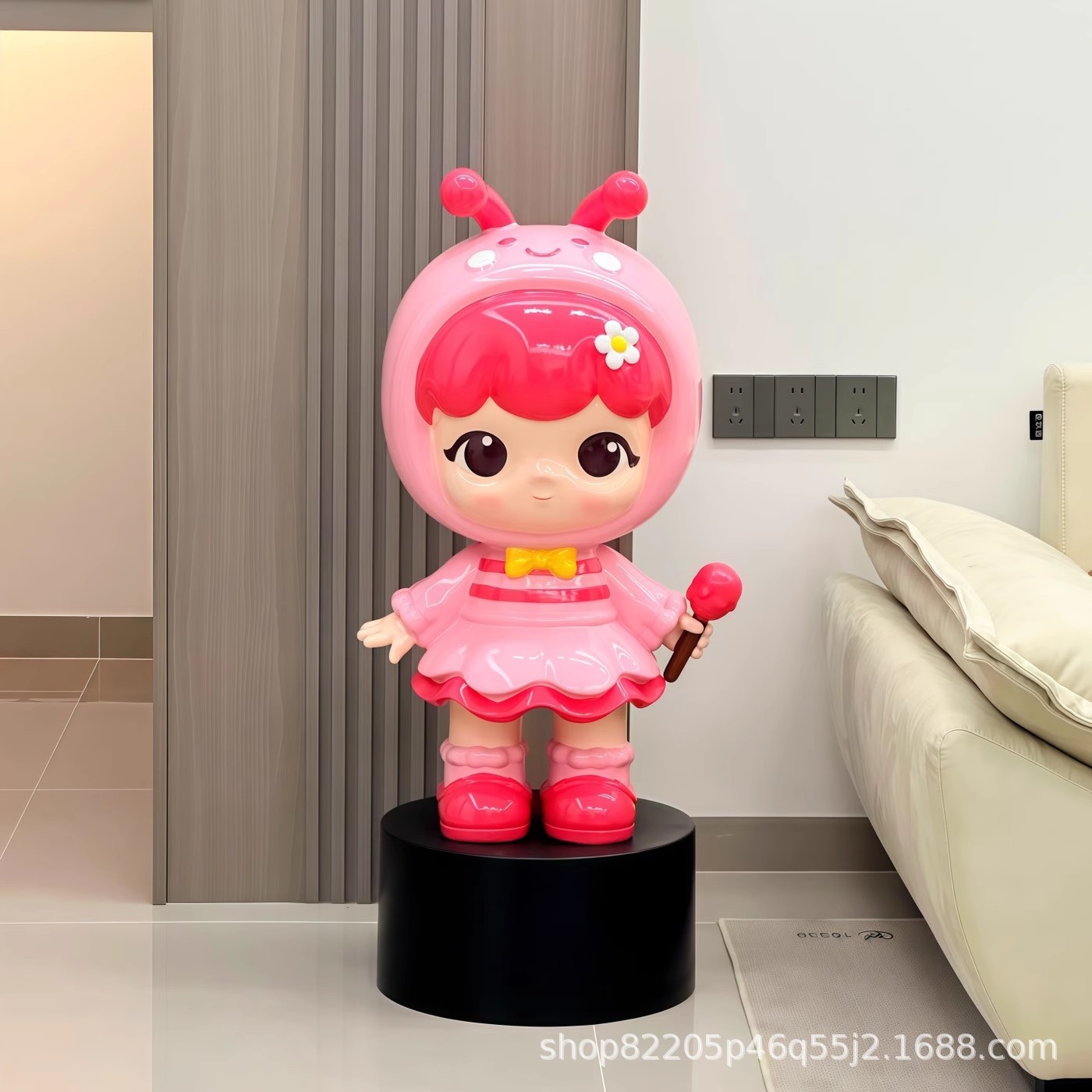Cartoon Jasmine Little Bee Girl Floor-Standing Large Ornament Trendy Figurine Internet Celebrity Tv Cabinet Living Room Sofa Side Decoration