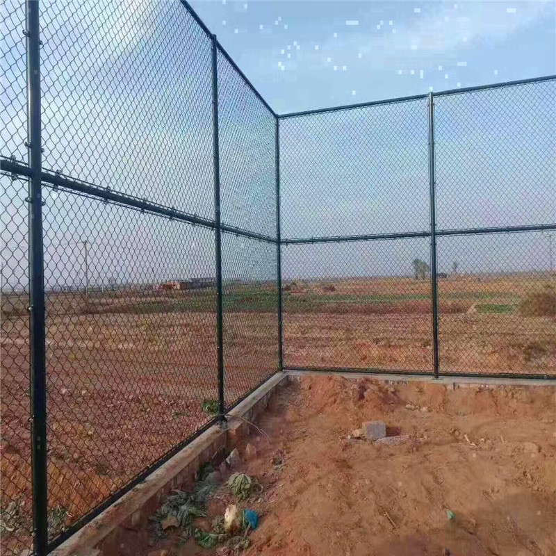 体育场围栏网 球场护栏网 网球场防护网 运动场围网 球场围网