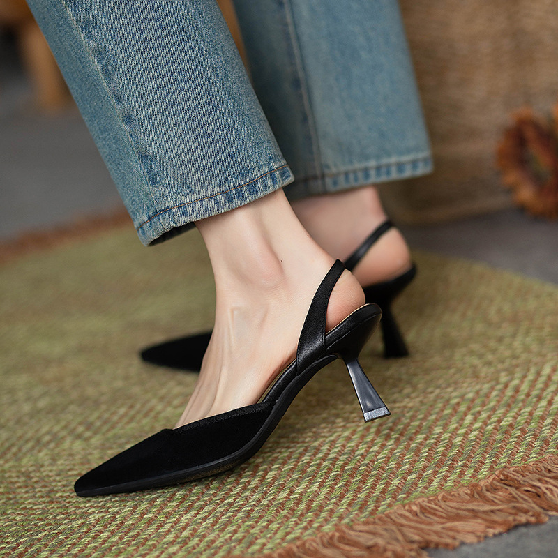 Elegant Vintage Sandals