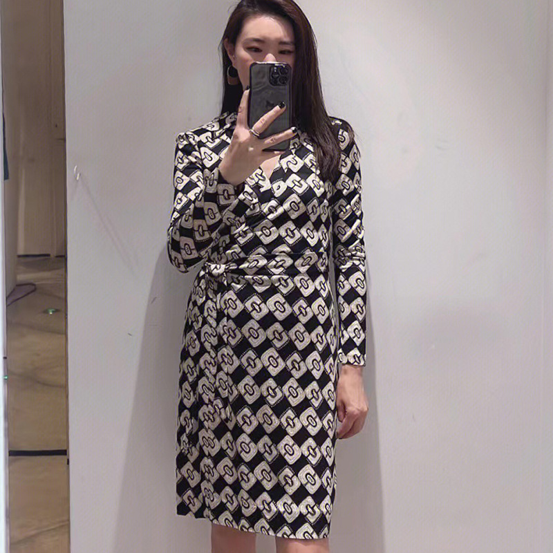 New Wrap Dress Khachi Paisley Chain Deep V-Neck Slimming Elegant Long Sleeve dress French Style khaki