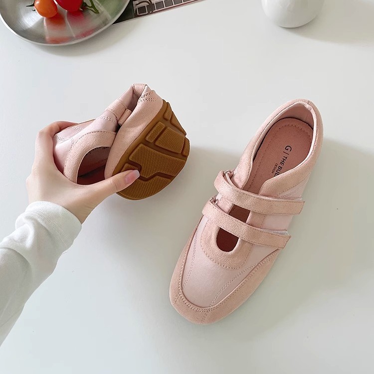 Velcro retro punta redonda boca baja zapatos individuales mujer 2025 nuevos zapatos de entrenamiento alemán con falda de fondo plano Doudou abuela marea