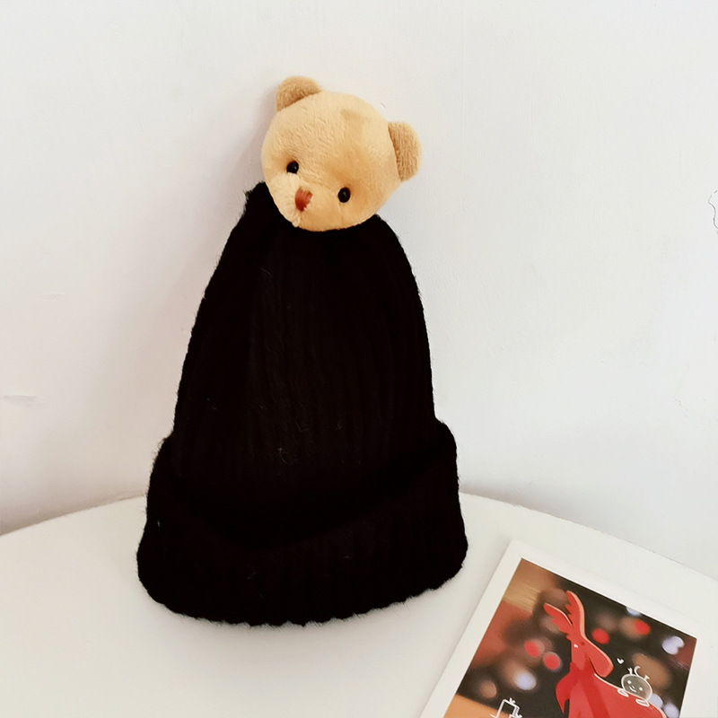 black-khaki bear