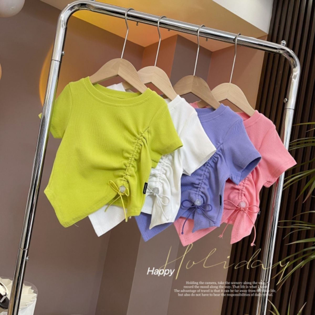 Camiseta de manga corta irregular de verano para niñas 2025 nuevo estilo para niños medianos y grandes