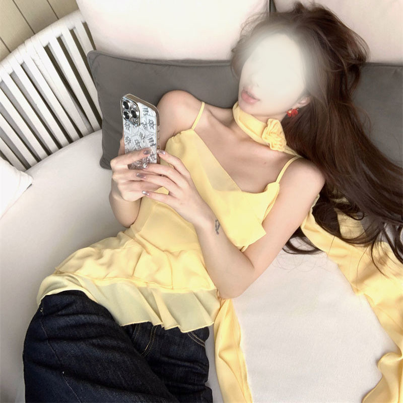 黄色立体花朵飘带荷叶边吊带女夏季纯欲风甜辣妹温柔夏日绝美上衣|undefined