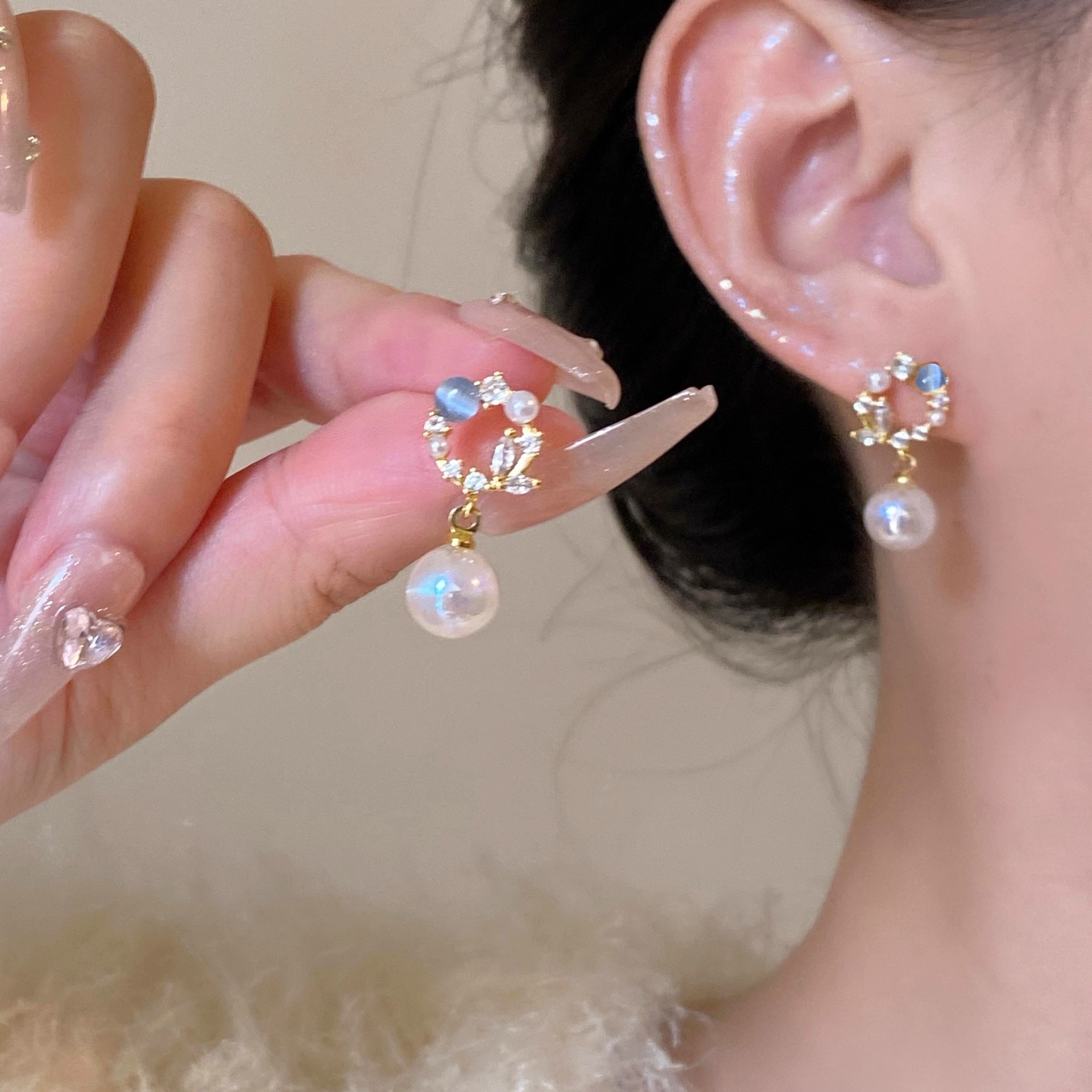 日韩花环珍珠猫眼石耳环女2025年新款潮小众耳夹无耳洞设计感耳饰