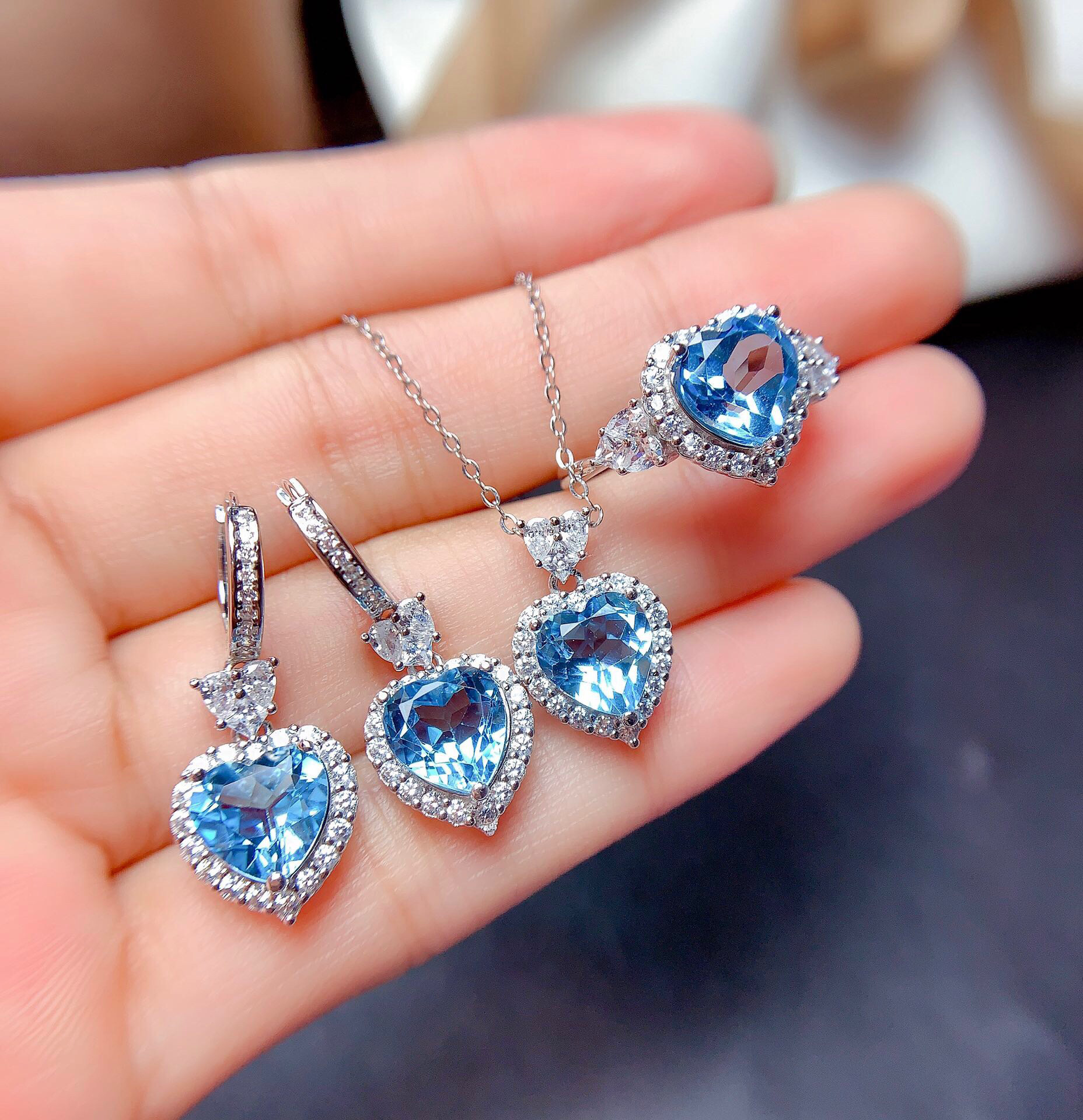 Live Broadcast New Imitation Natural Blue Switzerland Topaz Topaz Blue Set Rings Eardrop Pendant Mozambique Garnet Ear Studs display picture 1