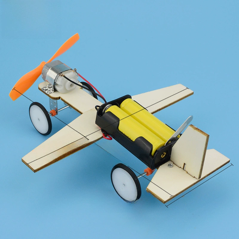 Electric wooden airplane for experiments for elementary school students, handmade, mini experiment, science
