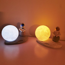 太空人宇航員月球小夜燈北歐創意家居飾品可愛手辦ins風擺件小燈