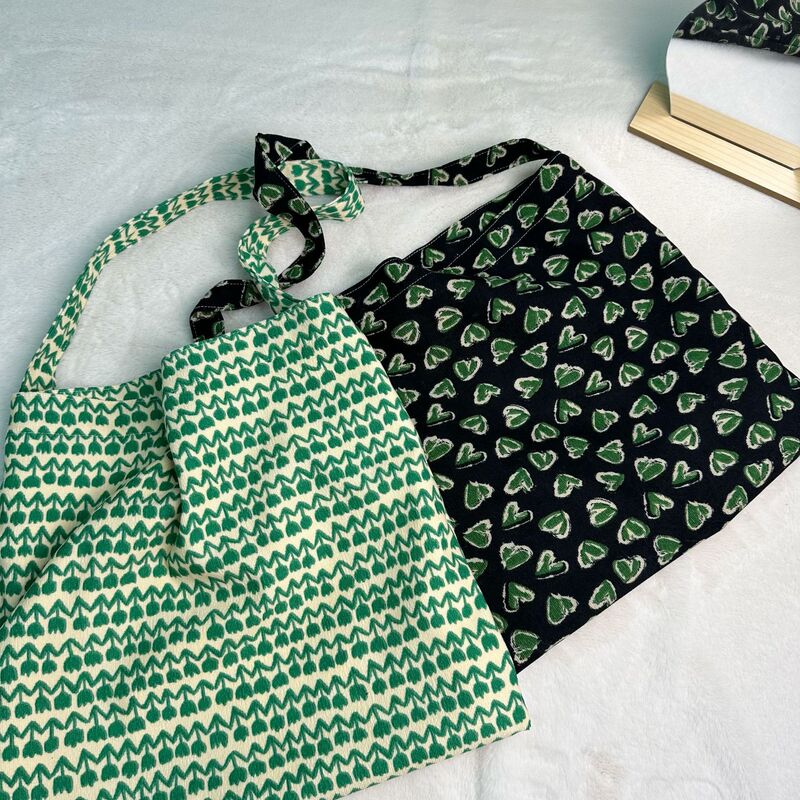 Chapter 518182 Ruonan Messenger Bag Shoulder Canvas Bag Ins Style Literary Japanese Cloth Bag Student Corduroy Chapter 518182 Ruonan Messenger Bag Shoulder Canvas Bag Ins Style Literary Japanese Cloth Bag Student Corduroy