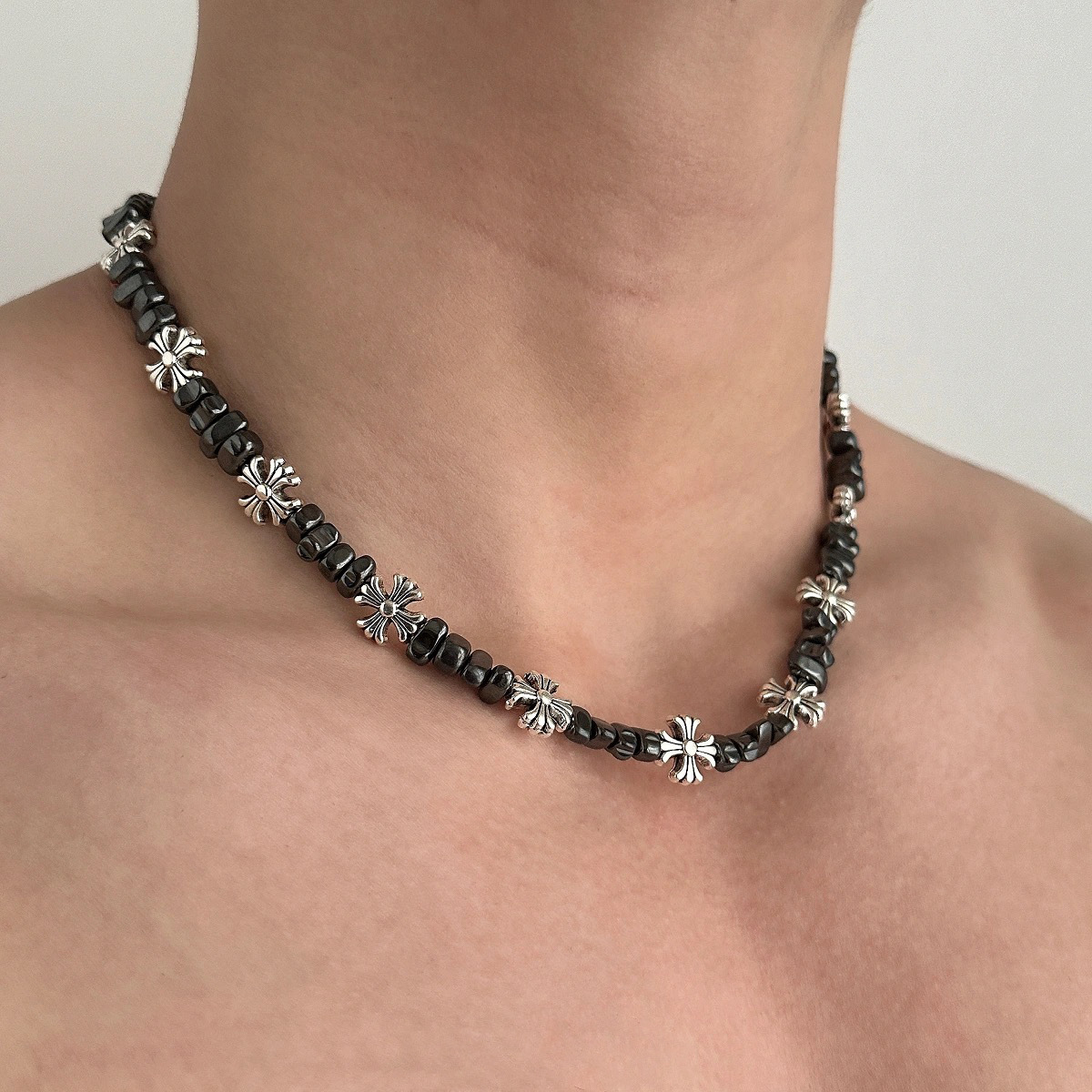 Cross Flower Trendy Men's Collarbone Chain Women's Niche Design Sweatshirt Necklace Hip Hop Style Geometric Pattern Alloy Jewelry display picture 3