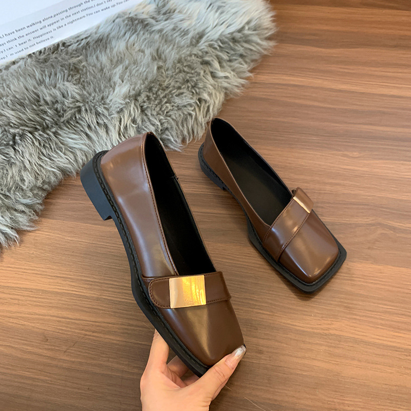 Fashionable retro shoes