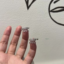 �����ٔ��������y��������y���K��������L�赸�����������L