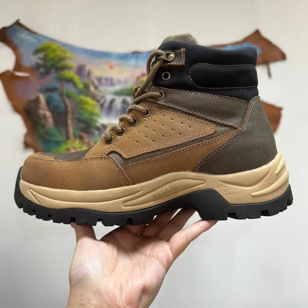 ShoeGlobe ShoeGlobe 23 Thick-Soled Ski High-Top Mountaineering New Waterproof Non-Slip Thickened Wool Warm Snow Boots Men's Ultra-Light_voghion.com