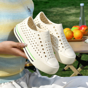 Women's thick-soled white shoes, high-soled sandals, outside, lightweight, breathable hollow beach shoes wholesale