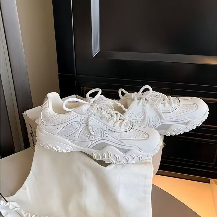 Aumente los zapatos de entrenamiento alemanes en 2025, zapatos Forrest Gump para mujer, deportes casuales, zapatos blancos, primavera y verano, nuevos zapatos plateados transpirables para correr