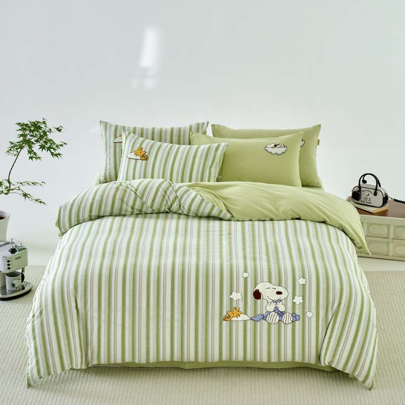 Class a Pure Cotton Washed Cotton Three or Four Piece Set Yuanqi Canteen Yarn-Dyed Moisture-Absorbent Breathable Snoopy Towel Embroidered Four Piece Set
