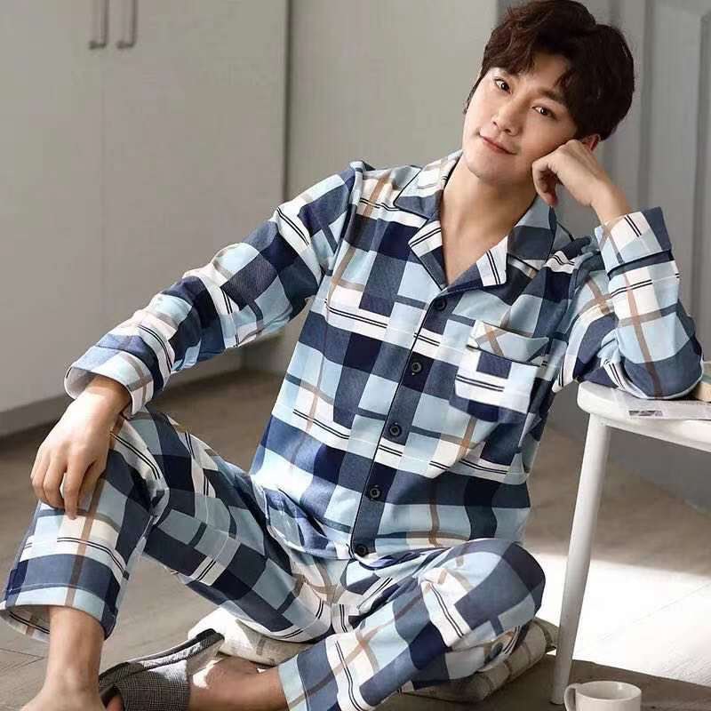 Primavera y otoño pijamas de hombres jóvenes y de mediana edad de punto cálido de algodón a cuadros coreanos prendas de vestir exteriores de moda para el hogar traje de invierno