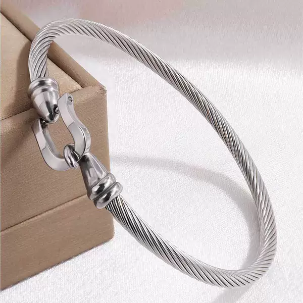【26】 Steel -colored horseshoe hook bracelet