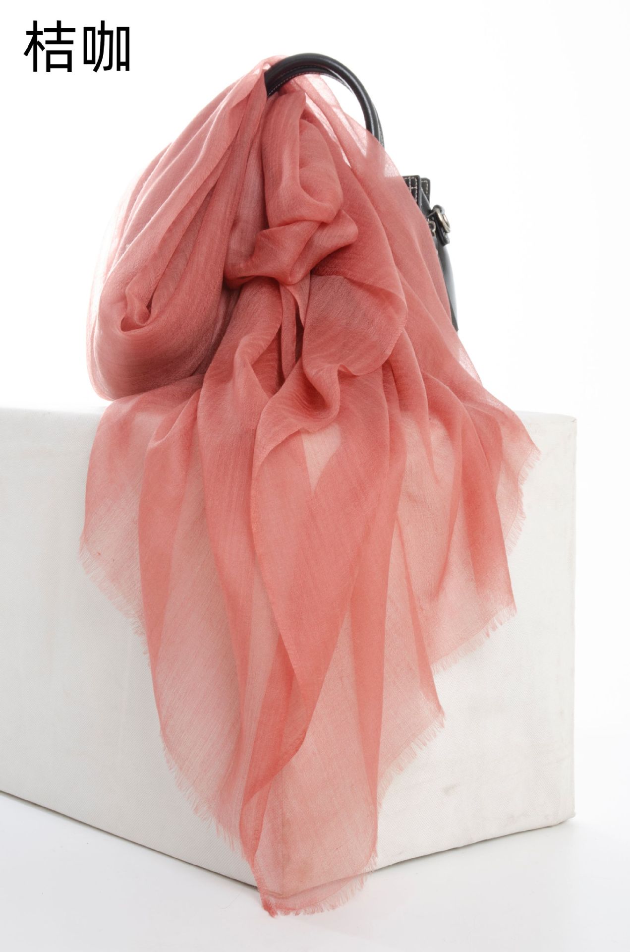 Fábrica de Mongolia Interior nuevo estilo liso 400 anillo ligero bufanda de terciopelo otoño e invierno cuatro estaciones damas cálido chal grande