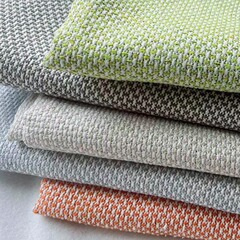 綿麻のソファーの布地を厚くして手作りの布芸を包んで、ベッドの頭に枕カバーの専用のソファーカバーの布地を抱いて自分で作ります。