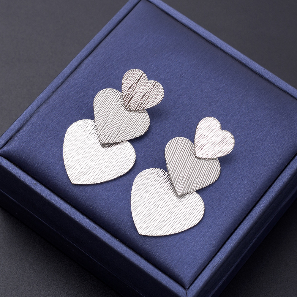 1 Pair Romantic Heart Shape Plating Metal Drop Earrings display picture 7