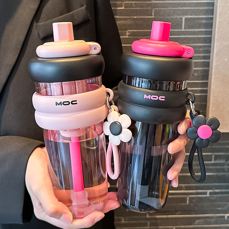 Taza de agua Big Mac de gran capacidad femenina 2024 nueva taza de paja tritan de alto valor taza de tonelada deportiva de verano