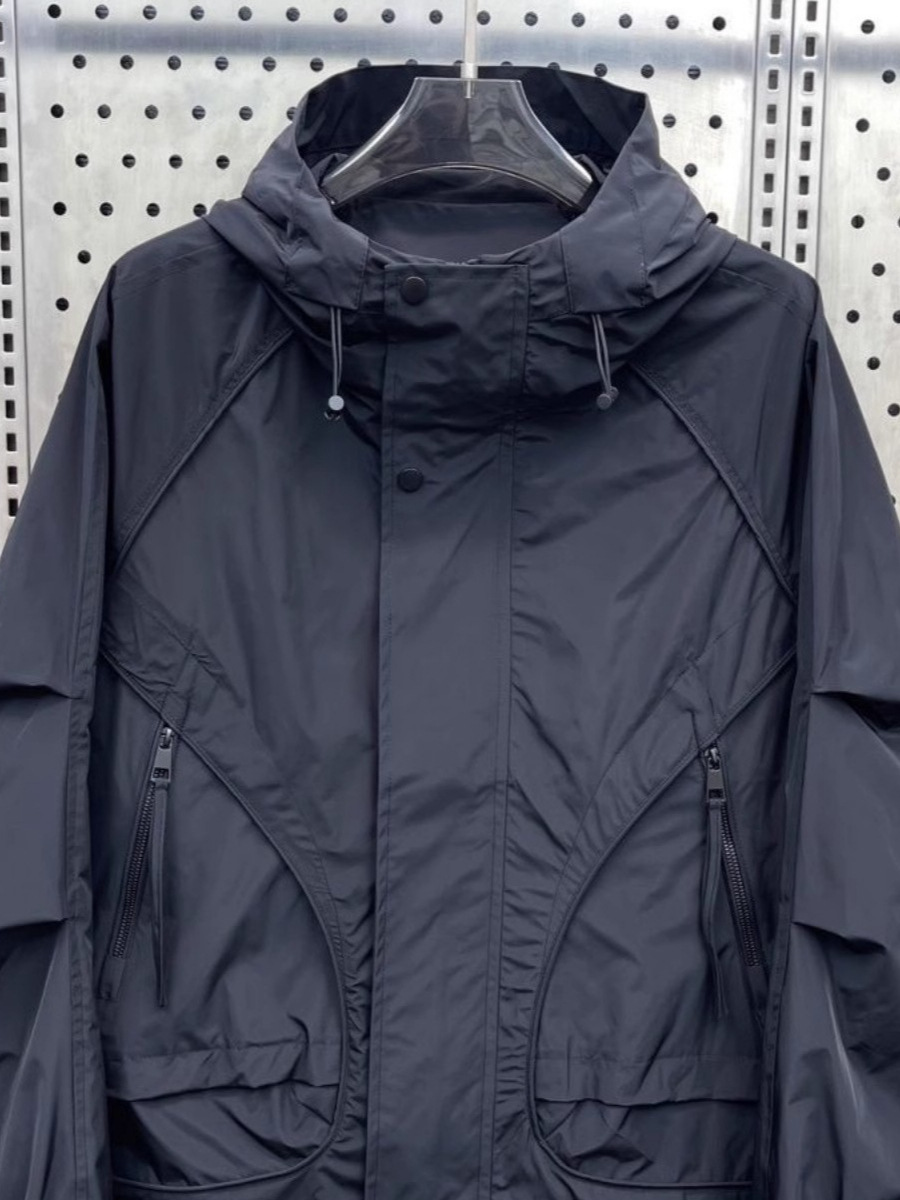Estilo caliente otoño e invierno nuevo estilo herramientas chaqueta casual de moda con capucha para hombres chaqueta de todo fósforo de tendencia chaqueta superior
