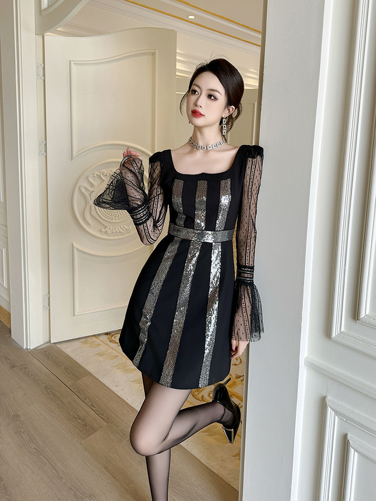 Đầm maxi nữ thắt eo cổ vuông tay bồng lưới đính sequin sọc — Màu đen