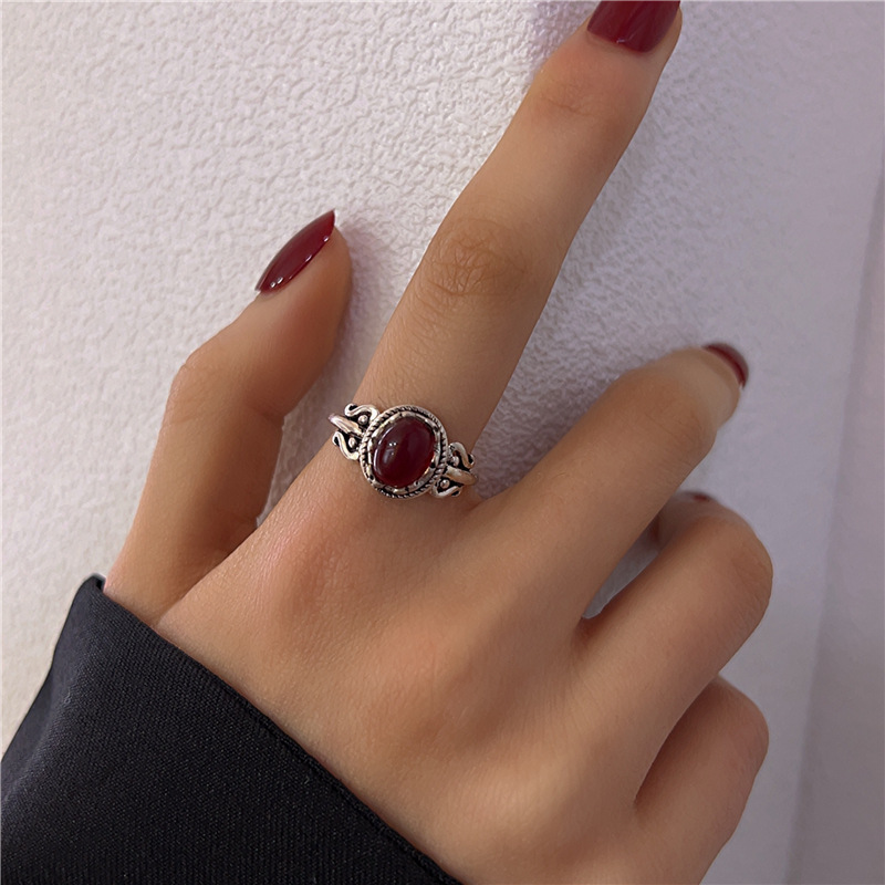 Anillo de rubí estilo palacio retro transfronterizo para mujer, diseño único europeo, anillo abierto para el dedo índice con diseño de nicho._voghion.com