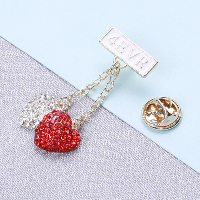 Brooches Classification Elegant Streetwear Pin Letter Heart Shape Alloy Rhinestones Women's Brooches
