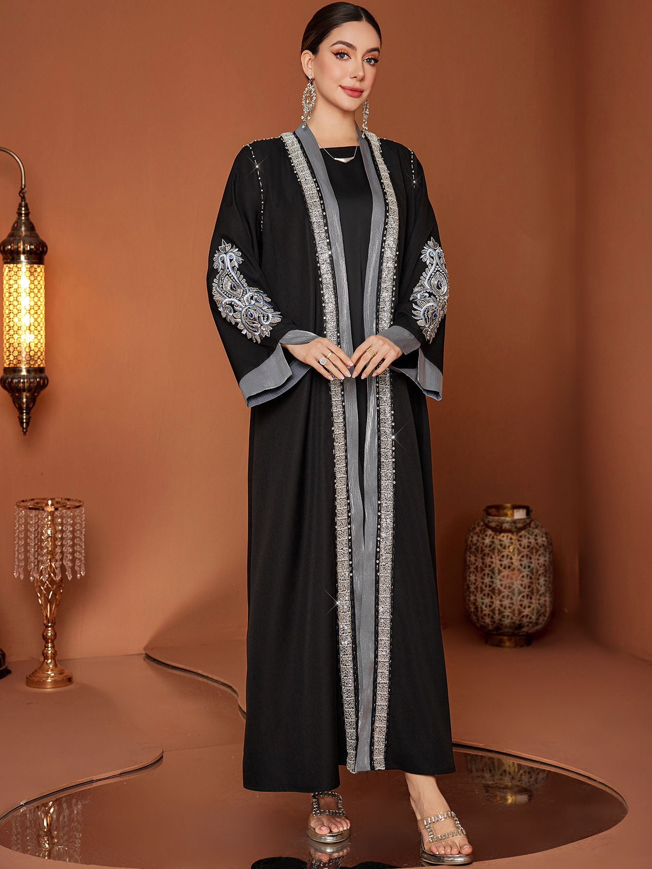 Handbesticktes Blumen Abaya Kleid Mit Strass Für Damen_voghion.com
