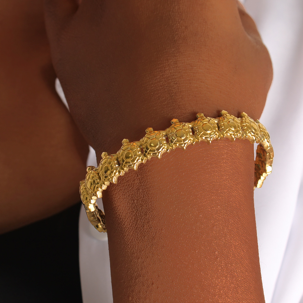 35g Weight PVD Coated Gold Plating Process 18K Real Gold Plated Plating Material Bangle Classification 1 Piece Quantity Holiday, Daily Occasion 304 Stainless Steel Material Tortoise Pattern Women's Gender Retro, Classic Style Style Waterproof Non Tarnish, Plating Craft PVD Coated Real Gold Plated Tortoise 304 Stainless Steel Retro Classic Style Waterproof Non Tarnish 304 Stainless Steel Bangle 2