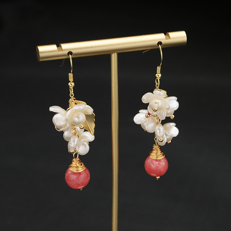 organic high quality earrings from pearl