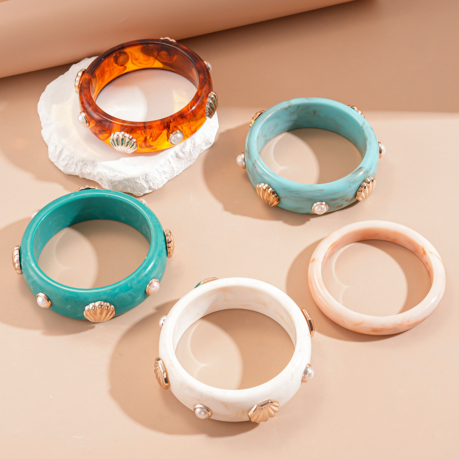 Europa y los Estados Unidos transfronterizos resina de perla geométrica pulsera redonda retro exagerada personalidad nicho de alta sensibilidad brazalete temperamento image 4