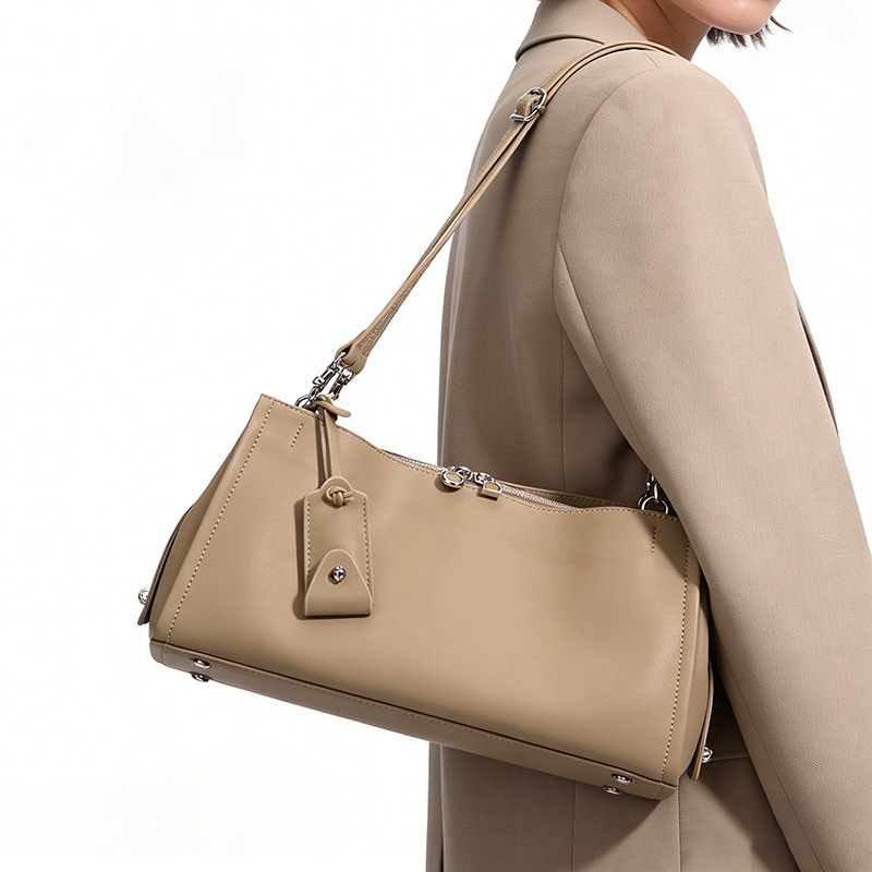 Spring/Summer Cowhide Boston Bag Genuine Leather Luxury Underarm Bag For Women Simple Commuter Handbag Fashion New Shoulder Bag - Thumbnail 2