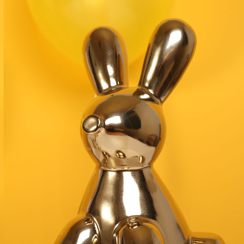 Cerámica moderna globo de oro conejo decoración de mesa decoración de la sala de estar moderna y simple