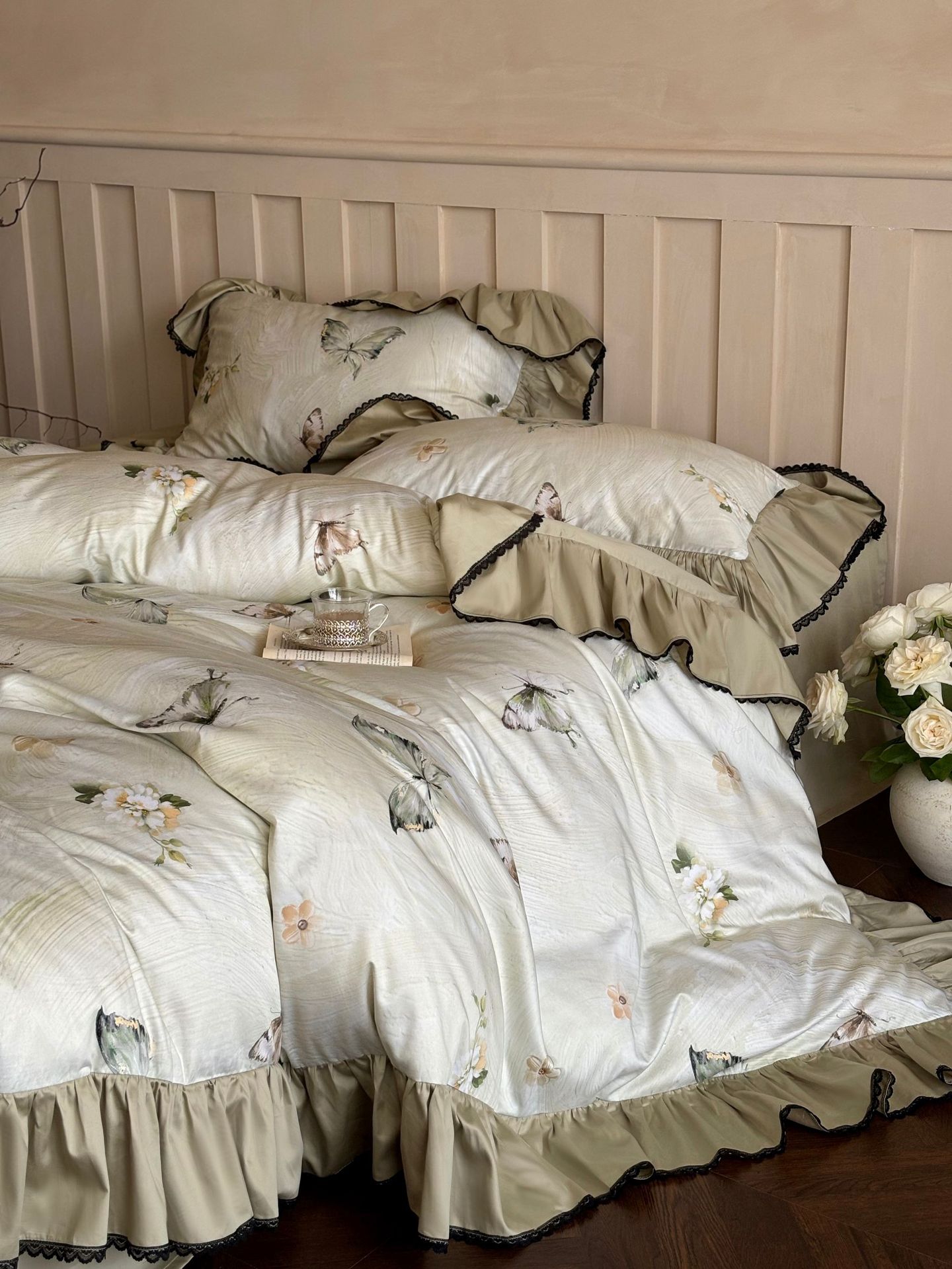 Nordisk vintage boho påslakanset i ren bomull med spets_voghion.com