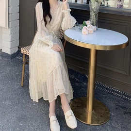 2026年早秋新款女法式温柔小仙女长袖蛋糕连衣裙薄款显瘦遮肚字裙