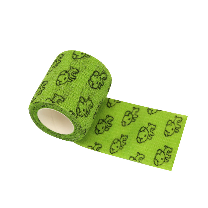 Cachorro verde hierba