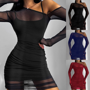 �W��Ů�b�r��б���Ըа�͸���W���p�������ە��㘷���B��ȹ�ɼ���