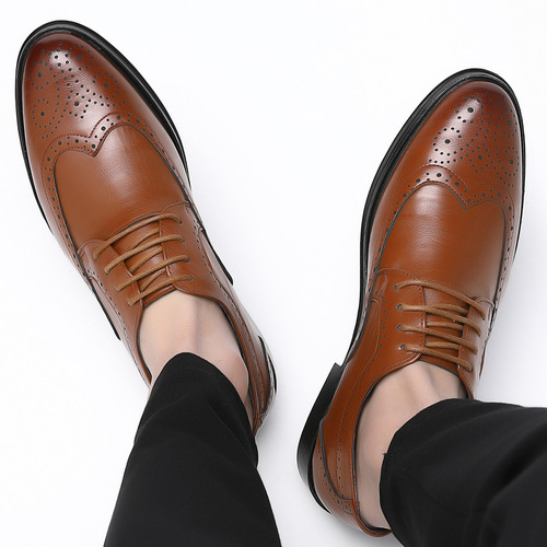 Spring New Plus Size Leather Shoes, British Office Block Pattern Engraved Business Formal Men's Shoes